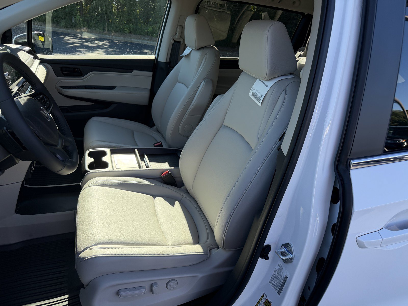 New 2027 Honda Odyssey EX-L image 15