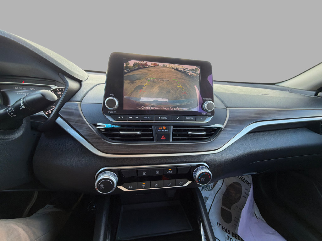 Used 2024 Nissan Altima 2.5 SV FWD image 22