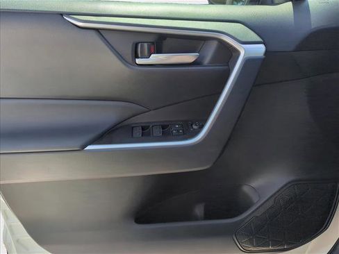 New 2025 Toyota RAV4 XLE image 10
