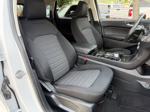 Used 2020 Ford Edge SE FWD image 33