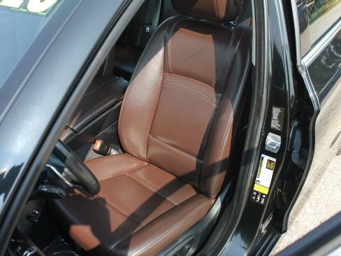 Used 2016 BMW 528i xDrive Sedan image 30