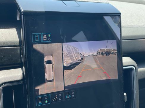 New 2026 GMC Yukon XL Denali AWD/4WD image 14
