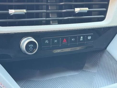 New 2026 Ford Explorer Active image 31