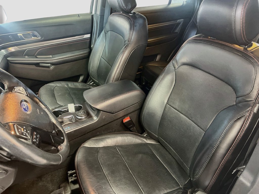 Used 2017 Ford Explorer Sport w/ Equipment Group 401A AWD/4WD image 22