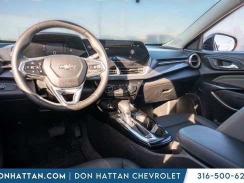 Used 2024 Chevrolet Trax ACTIV w/ Driver Confidence Package image 23