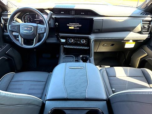 New 2026 GMC Sierra 2500 AT4X w/ AT4X AEV Edition AWD/4WD image 28