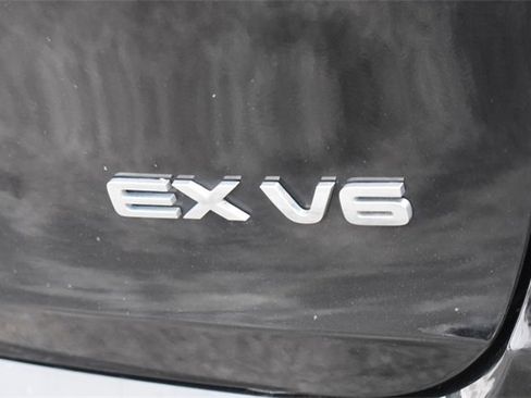 Used 2016 Kia Sorento EX w/ EX Touring Package image 17