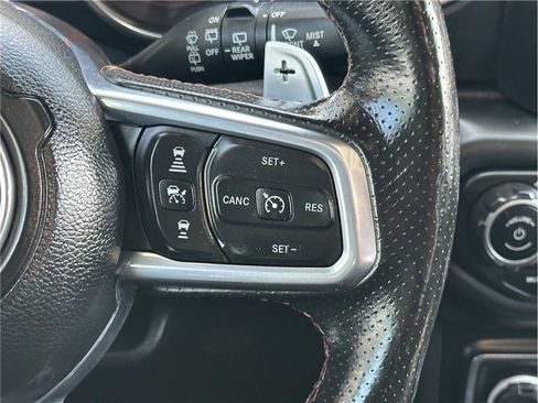 Used 2021 Jeep Wrangler Unlimited Rubicon w/ Dual Top Group AWD/4WD image 23