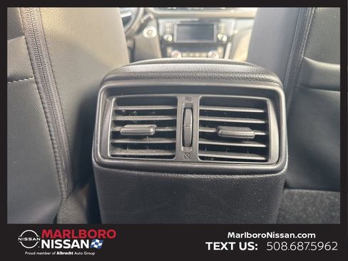 Certified 2022 Nissan Rogue Sport SV w/ Technology Package image 18