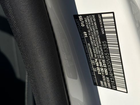 Certified 2025 Mercedes-Benz CLA 250 4MATIC image 33