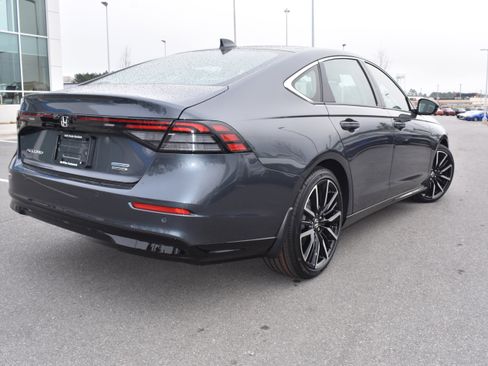 New 2026 Honda Accord Touring image 9