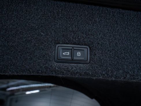 Used 2019 Lamborghini Urus image 67