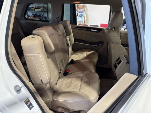 Used 2014 Mercedes-Benz GL 450 4MATIC image 17