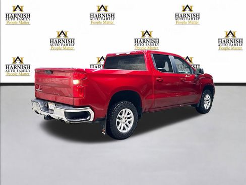 Used 2021 Chevrolet Silverado 1500 LT w/ Z71 Off-Road Package image 6