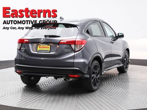 Used 2022 Honda HR-V Sport image 5
