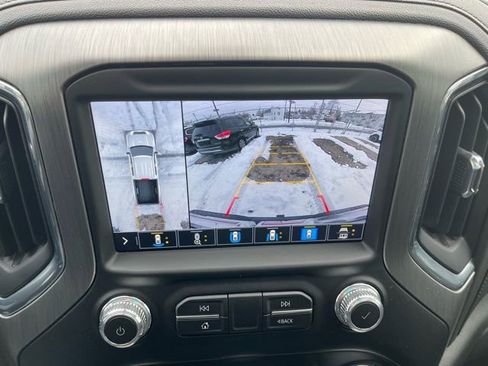 Used 2023 GMC Sierra 3500 Denali image 24