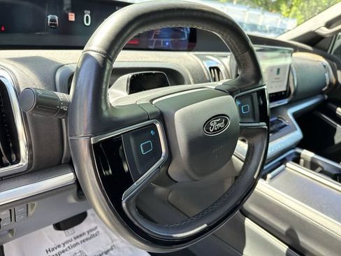 Used 2025 Ford Expedition Tremor AWD/4WD image 25