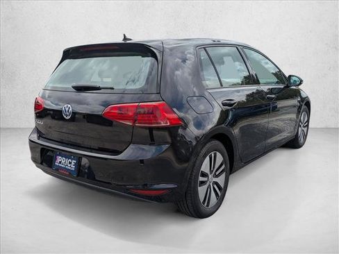 Used 2016 Volkswagen e-Golf SE w/ DC Fast Charging Package image 5
