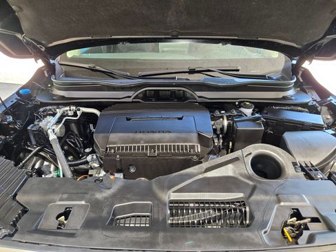Used 2025 Honda Pilot EX-L image 32