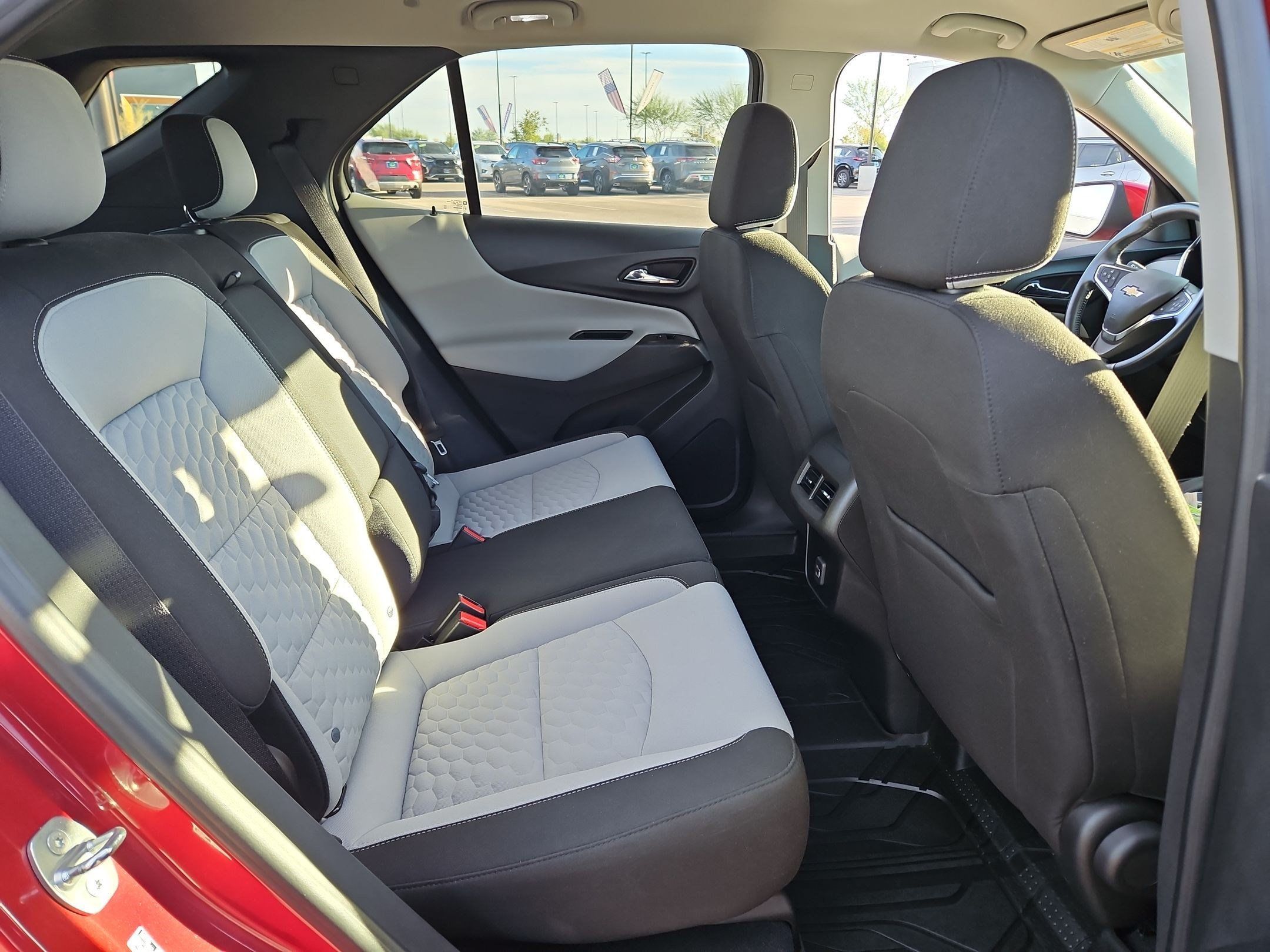 Certified 2020 Chevrolet Equinox LT FWD image 28