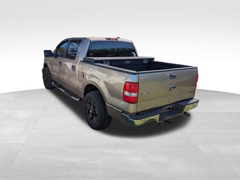 Used 2005 Ford F150 XLT image 8