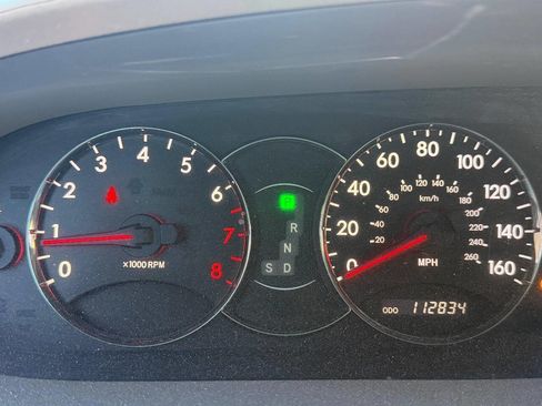 Used 2010 Toyota Avalon XLS image 13