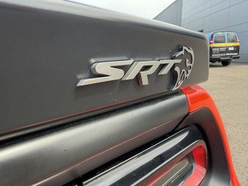 Used 2022 Dodge Challenger SRT Hellcat RWD image 22