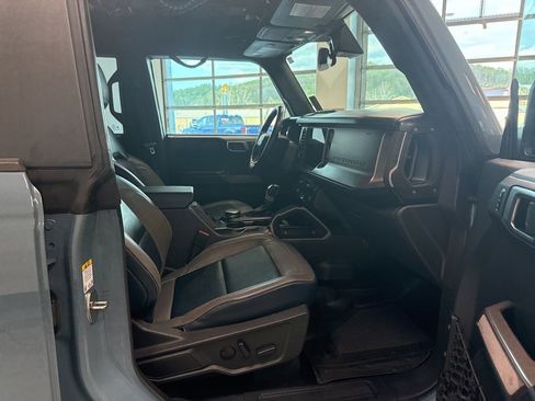 Used 2022 Ford Bronco Outer Banks AWD/4WD image 18