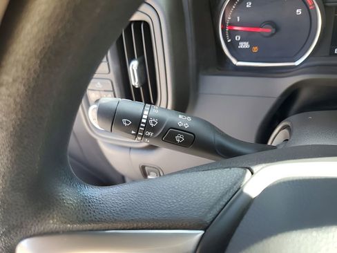 Used 2023 Chevrolet Silverado 2500 Custom w/ Custom Value Package image 35