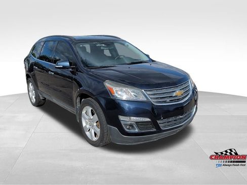 Used 2016 Chevrolet Traverse LT w/ Style and Technology Package FWD image 8