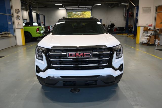 New 2027 GMC Terrain Elevation w/ Elevation Premium Package FWD image 2