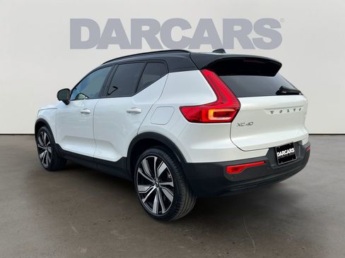 Used 2021 Volvo XC40 P8 Recharge w/ Advanced Package image 5