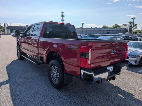 Certified 2025 Ford F250 Lariat w/ FX4 Off-Road Package AWD/4WD image 5