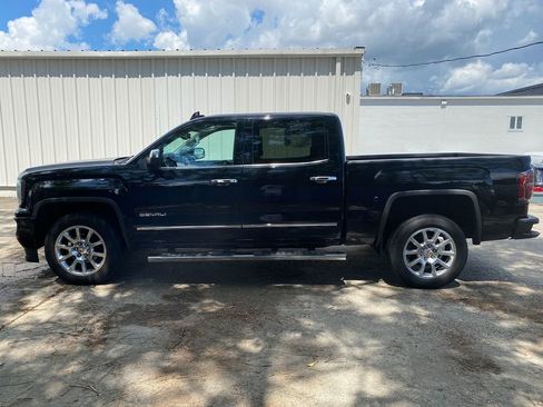 Used 2016 GMC Sierra 1500 Denali w/ Enhanced Driver Alert Package image 9