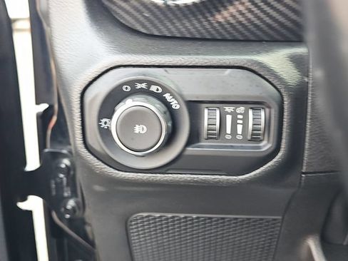 Used 2022 Jeep Wrangler Sport AWD/4WD image 20