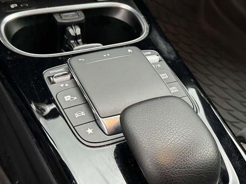 Used 2023 Mercedes-Benz CLA 250 4MATIC image 32