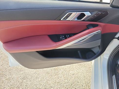 Used 2021 BMW X6 sDrive40i w/ M Sport Package image 23