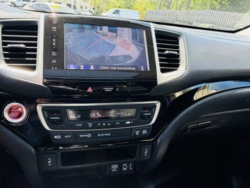 Used 2019 Honda Ridgeline RTL-E image 15