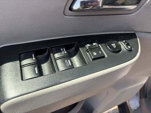 Used 2013 Honda Odyssey EX-L image 30