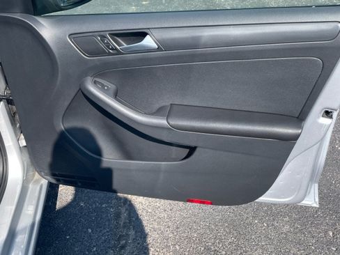 Used 2014 Volkswagen Jetta S FWD image 21