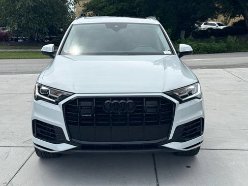 Used 2021 Audi Q7 3.0T Premium Plus w/ Executive Package AWD/4WD image 2