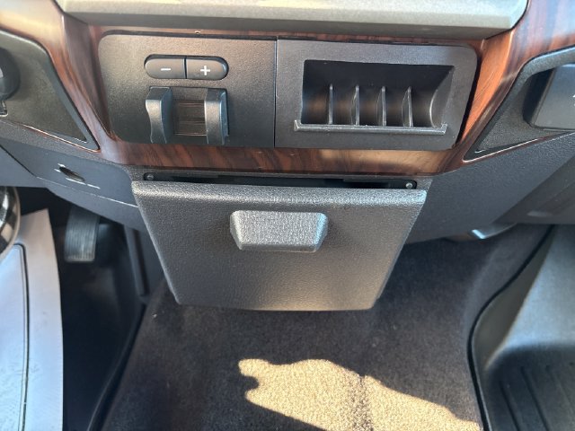 Used 2016 Ford F350 Lariat AWD/4WD image 18