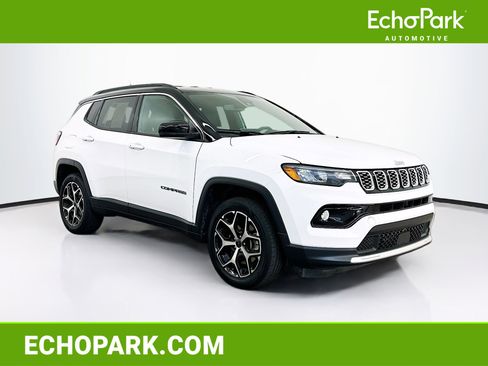 Used 2025 Jeep Compass Limited image 1