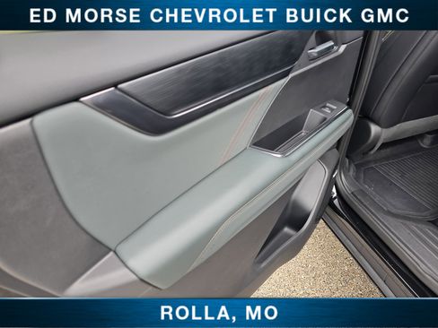 Used 2026 GMC Acadia AT4 w/ Luxury Package AWD/4WD image 18