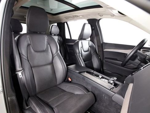 Certified 2023 Volvo XC90 B6 Ultimate w/ Lounge Package AWD/4WD image 26