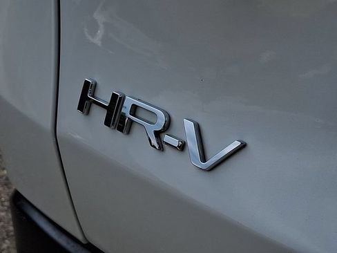 Used 2025 Honda HR-V LX image 30