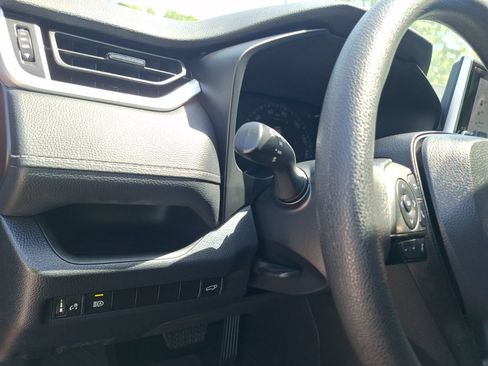 Used 2024 Toyota RAV4 XLE w/ Convenience Package FWD image 18