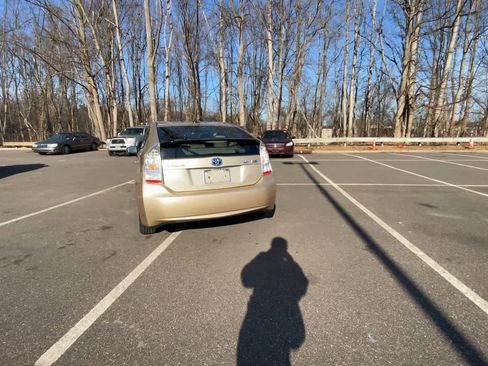 Used 2011 Toyota Prius Three image 11