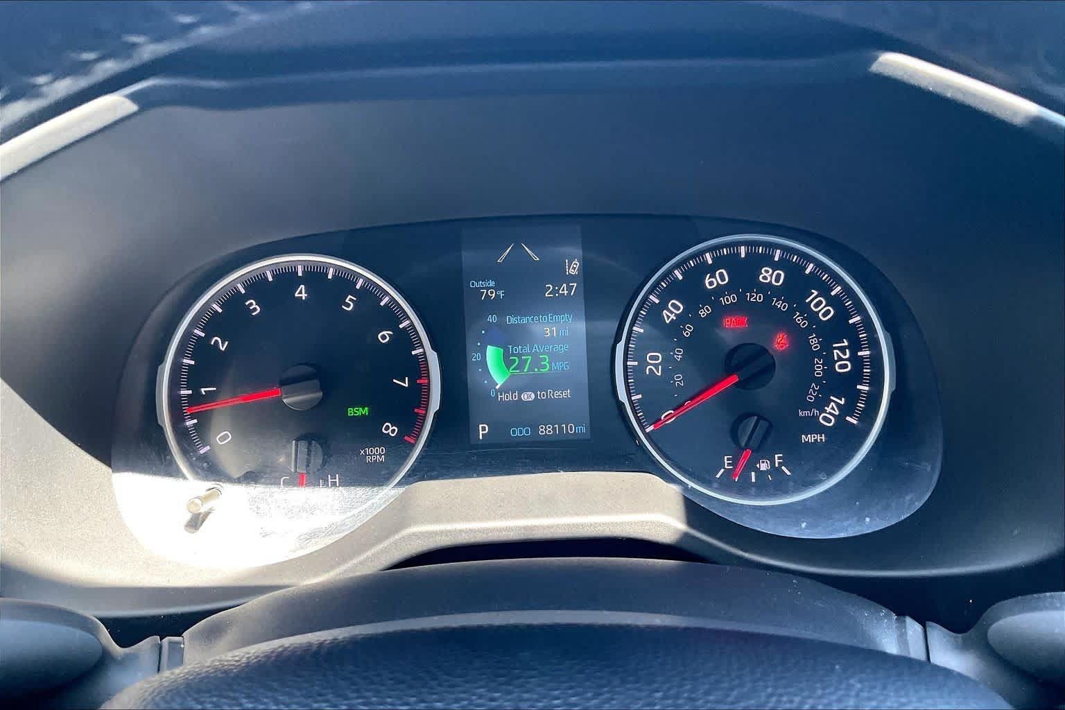 Used 2021 Toyota RAV4 XLE Premium FWD image 26