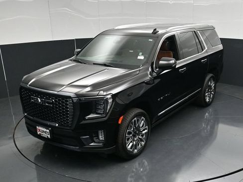 Used 2023 GMC Yukon Denali Ultimate AWD/4WD image 60